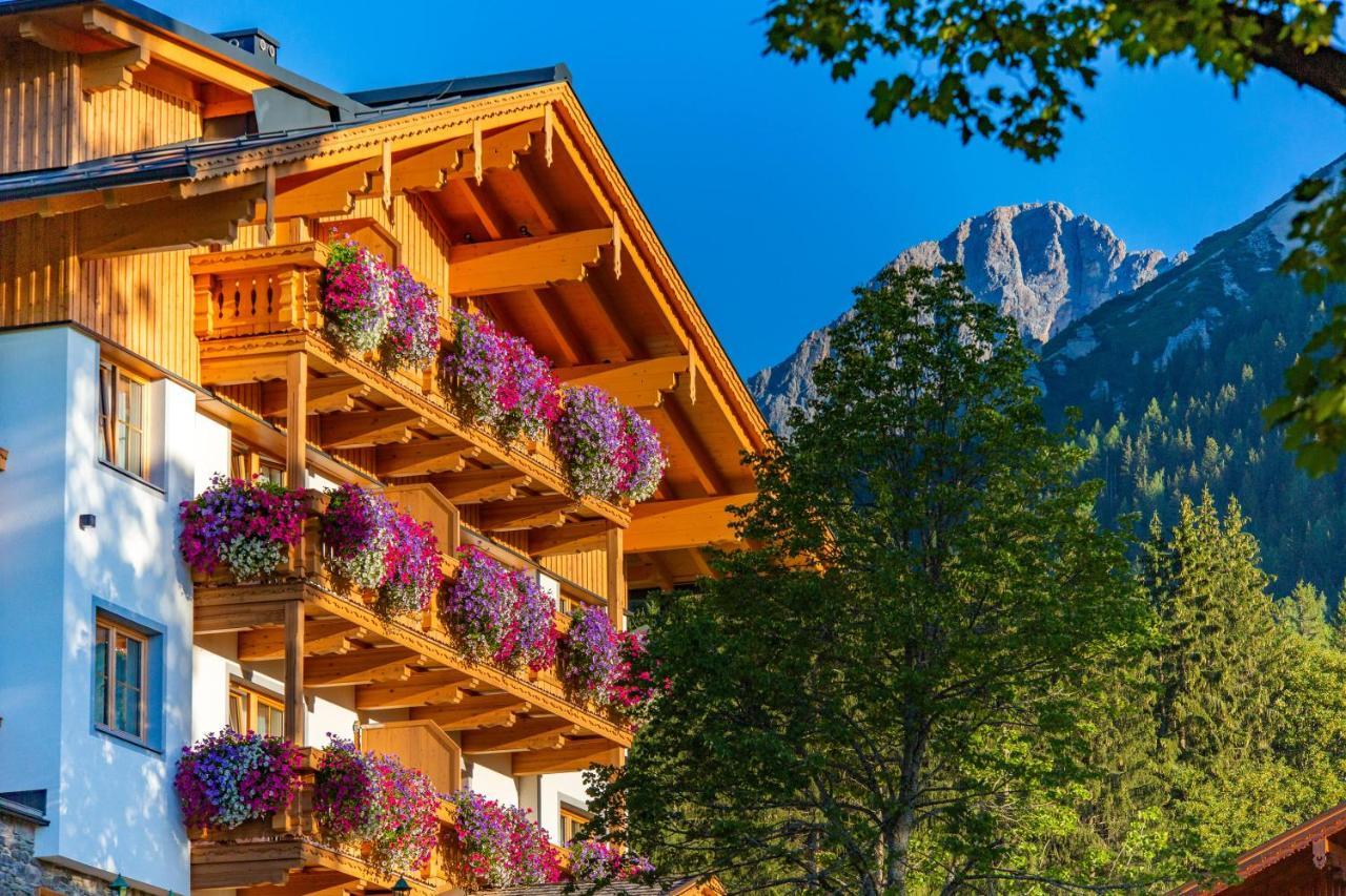 Hotel Lindenhof Ramsau am Dachstein Buitenkant foto