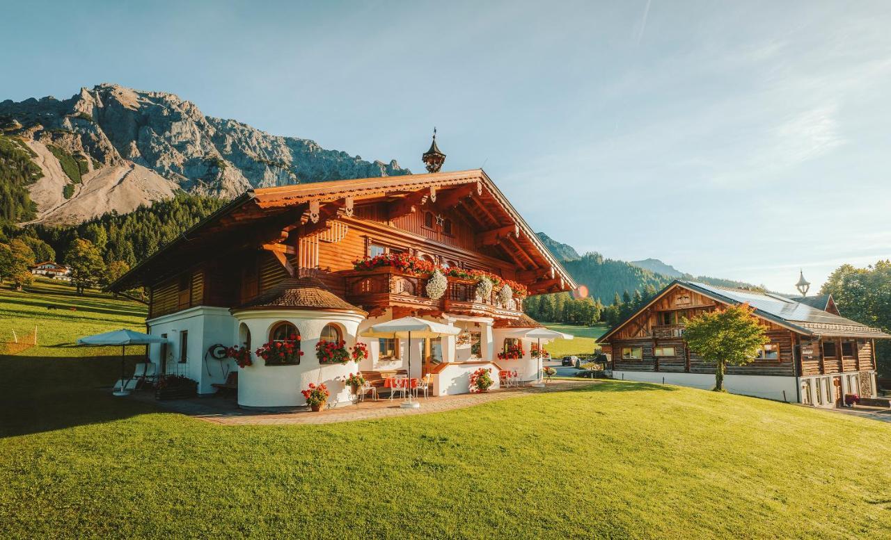 Hotel Lindenhof Ramsau am Dachstein Buitenkant foto